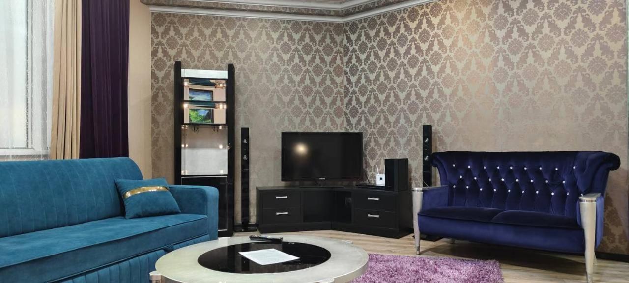 Nurly Tau 2Room Apartments アルマトイ エクステリア 写真