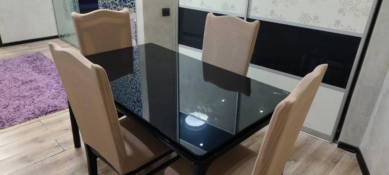 Nurly Tau 2Room Apartments アルマトイ エクステリア 写真